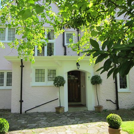 Crossways House Bed And Breakfast อีสต์คาวส์ ภายนอก รูปภาพ