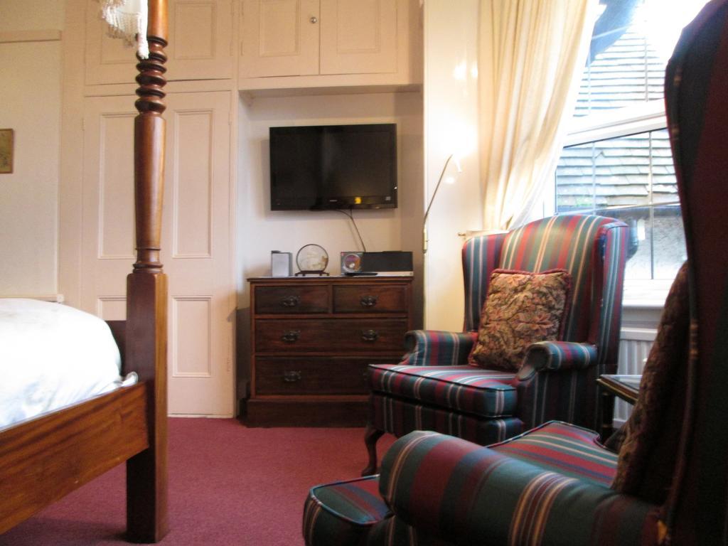 Crossways House Bed And Breakfast อีสต์คาวส์ ห้อง รูปภาพ