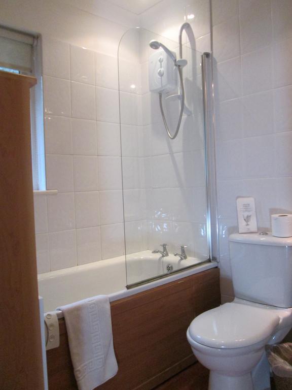 Crossways House Bed And Breakfast อีสต์คาวส์ ห้อง รูปภาพ
