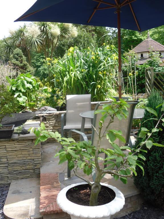 Crossways House Bed And Breakfast อีสต์คาวส์ ภายนอก รูปภาพ